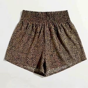 Leopard Print Shirred Waist Shorts